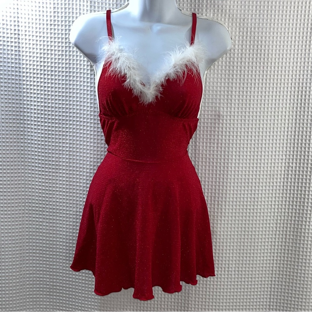 Avidlove ladies Red babydoll  Lingerie Set size medium (NWT)